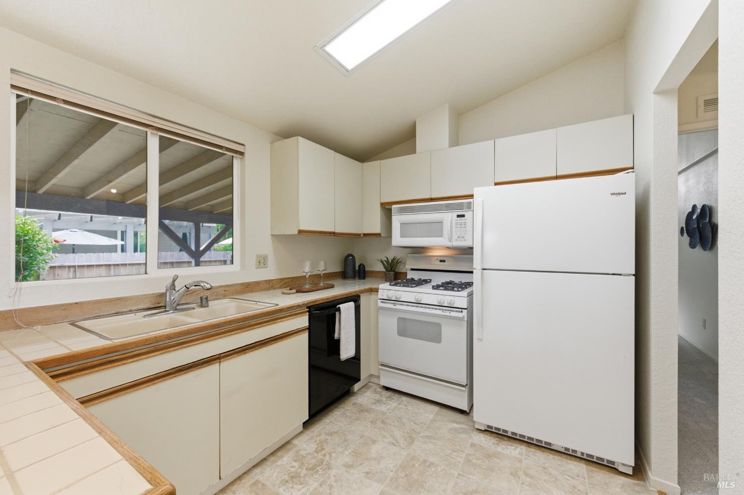 40 Falcon Crest Circle Napa CA 94558