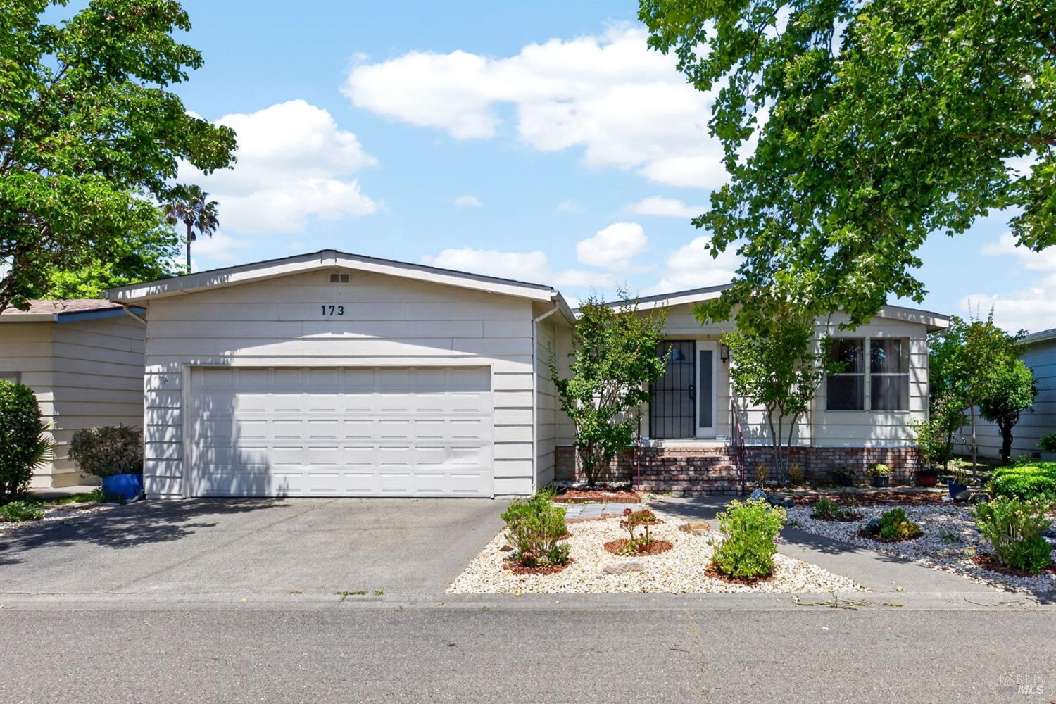 1945 Piner Road Santa Rosa CA 95403