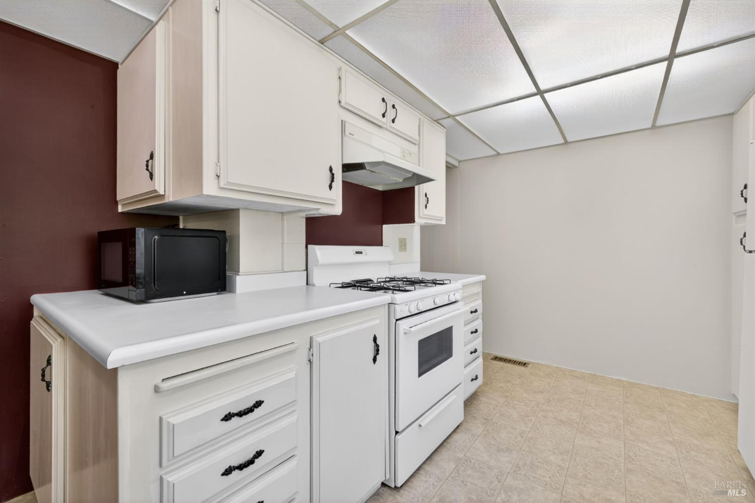 1945 Piner Road Santa Rosa CA 95403