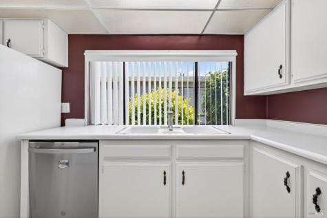 1945 Piner Road Santa Rosa CA 95403