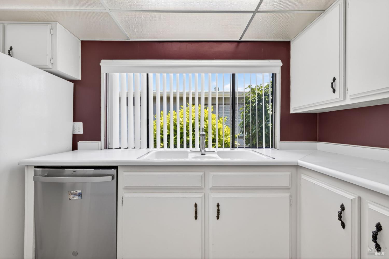 1945 Piner Road Santa Rosa CA 95403