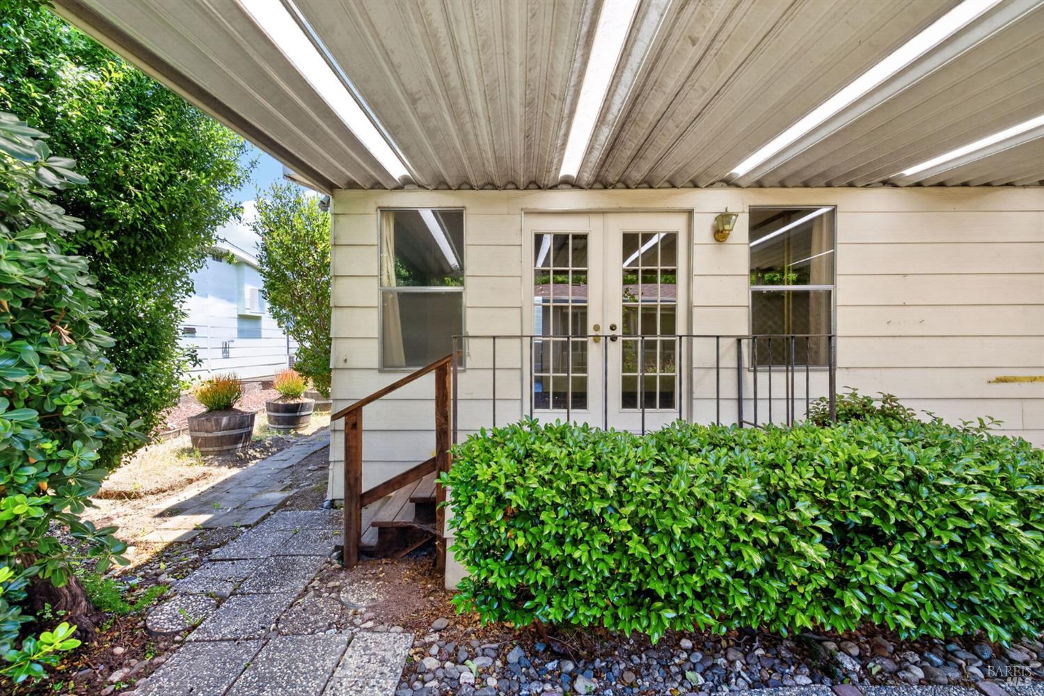 1945 Piner Road Santa Rosa CA 95403