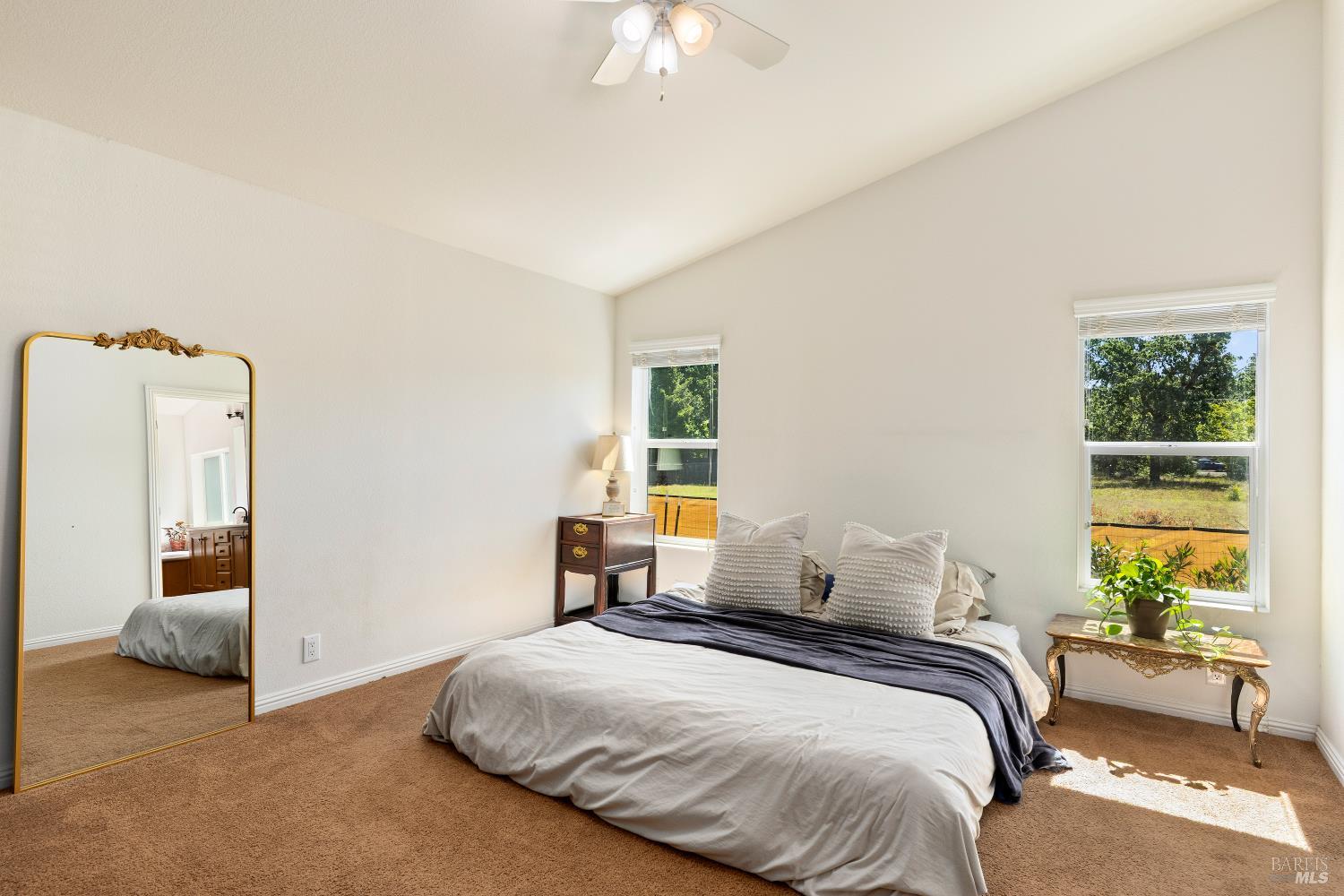 21272 Stewart Street Middletown CA 95461