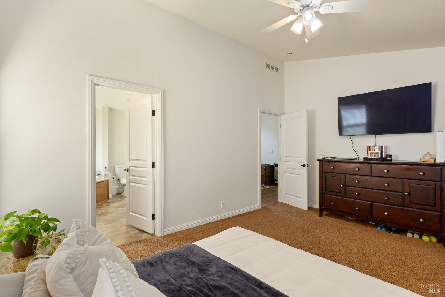 21272 Stewart Street Middletown CA 95461
