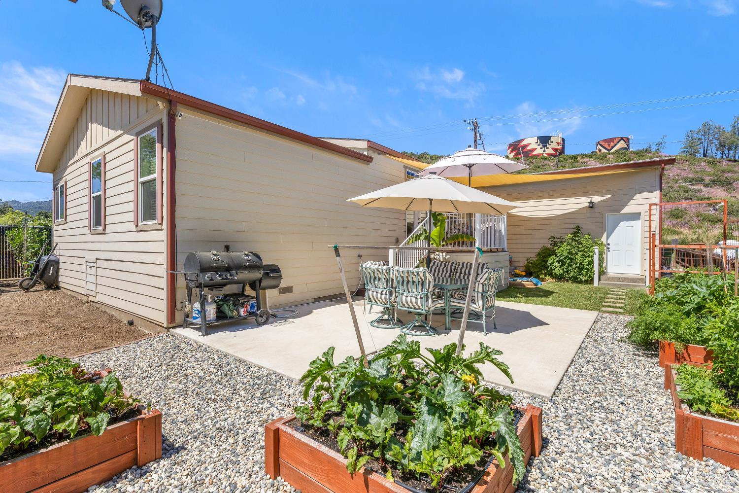21272 Stewart Street Middletown CA 95461