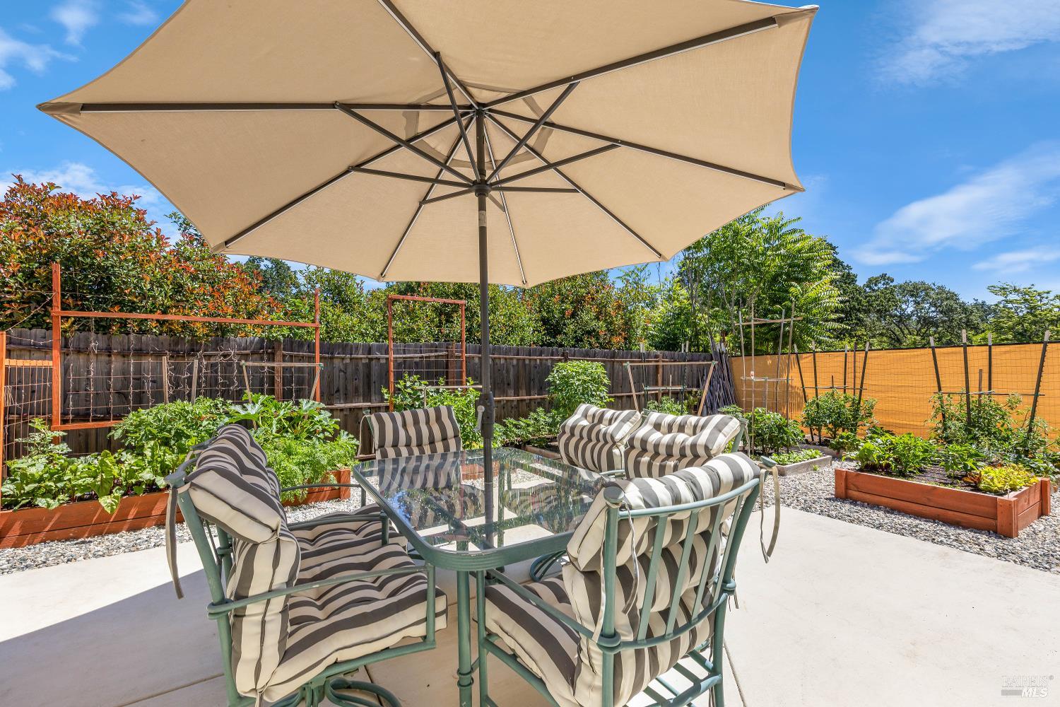 21272 Stewart Street Middletown CA 95461
