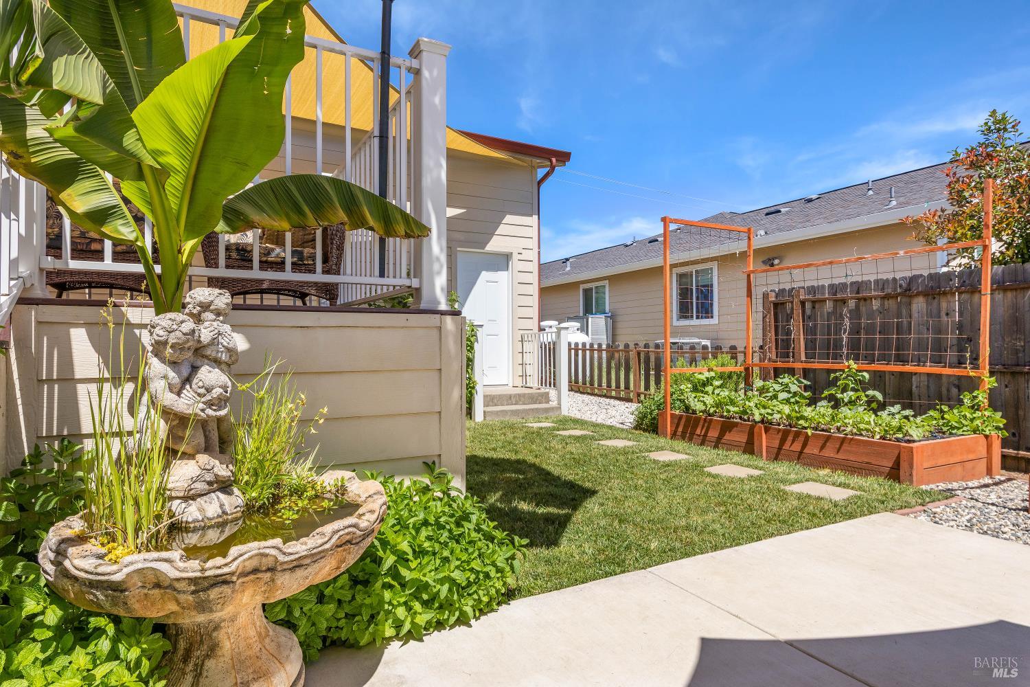 21272 Stewart Street Middletown CA 95461