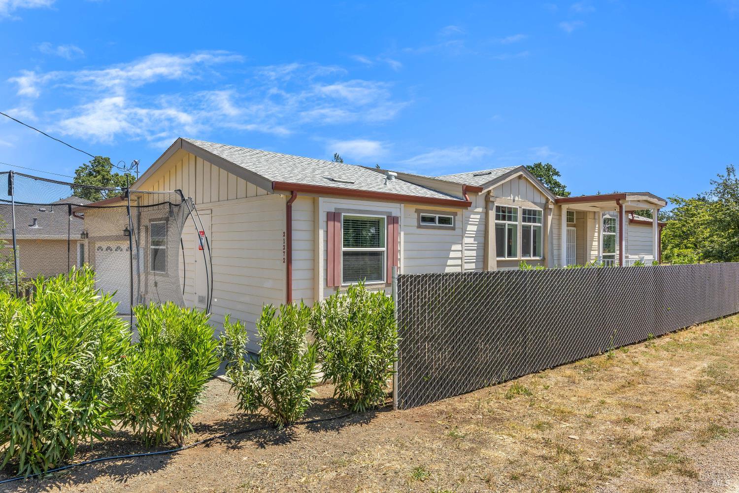 21272 Stewart Street Middletown CA 95461
