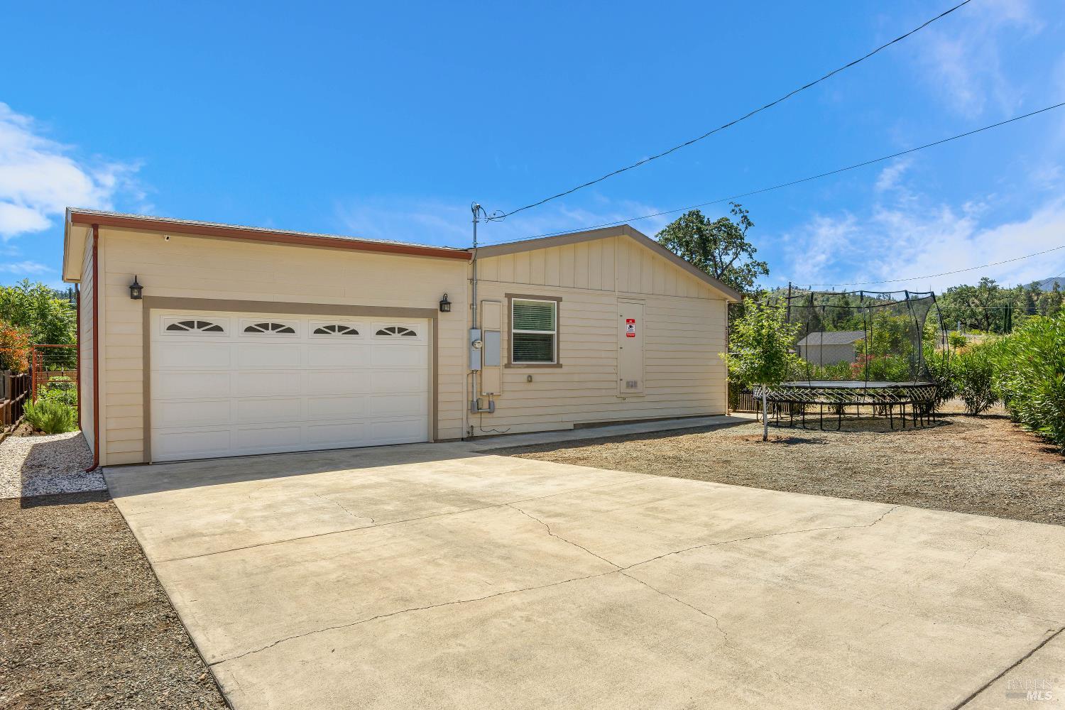 21272 Stewart Street Middletown CA 95461