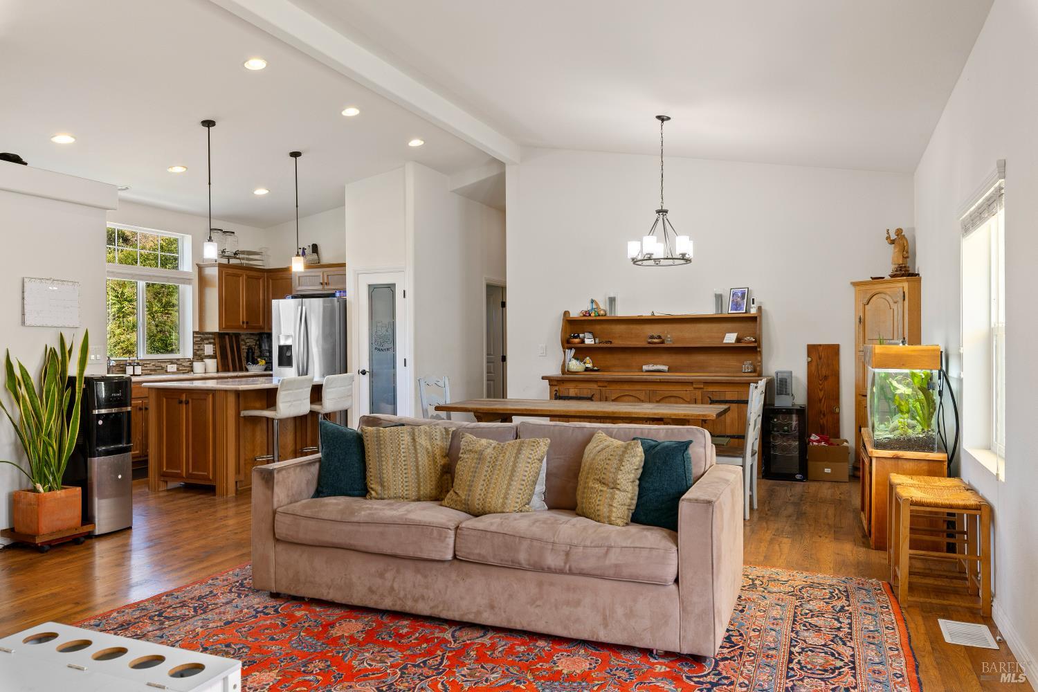 21272 Stewart Street Middletown CA 95461