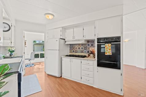 86 Cottonwood Lane Rohnert Park CA 94928