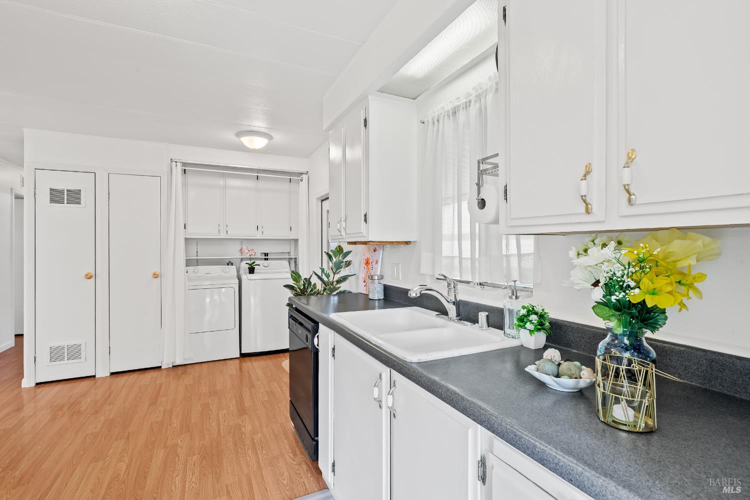 86 Cottonwood Lane Rohnert Park CA 94928