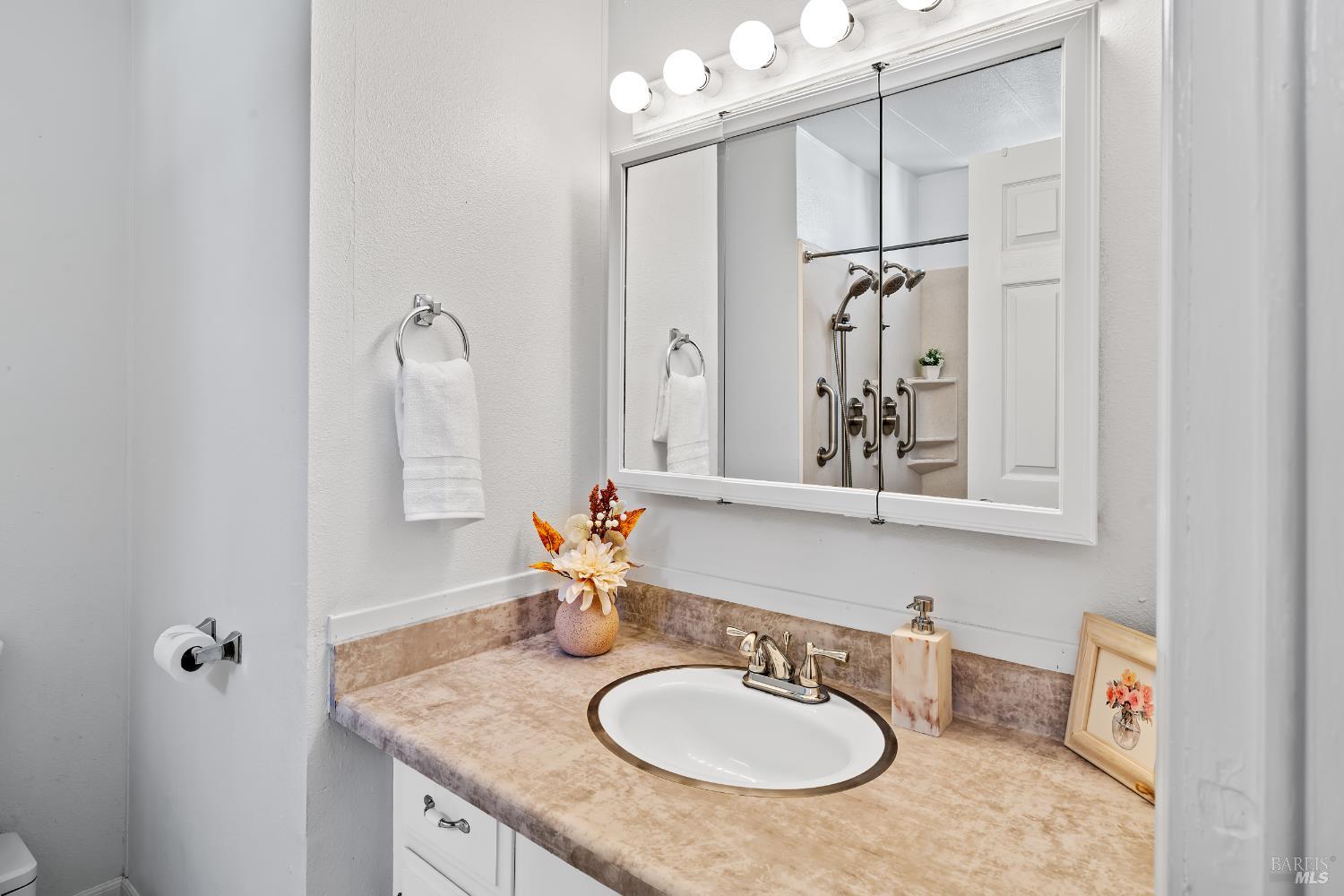 86 Cottonwood Lane Rohnert Park CA 94928