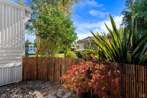 86 Cottonwood Lane Rohnert Park CA 94928