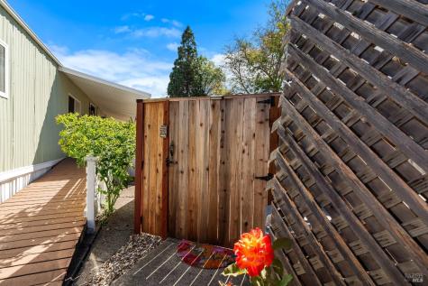 86 Cottonwood Lane Rohnert Park CA 94928
