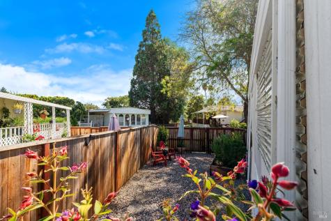 86 Cottonwood Lane Rohnert Park CA 94928