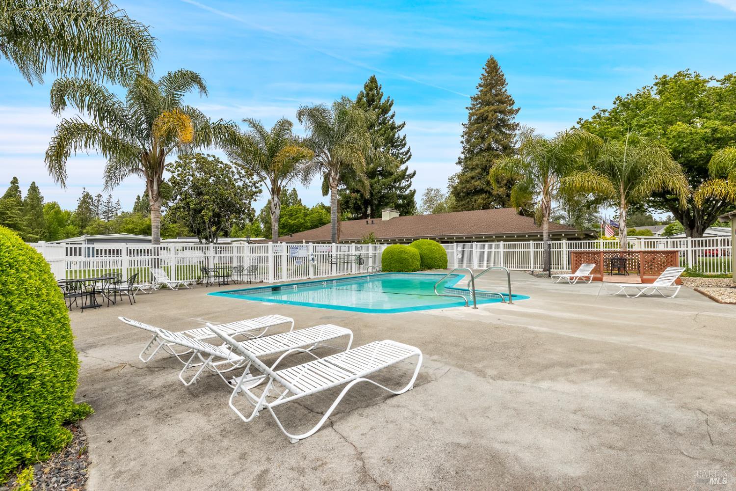 86 Cottonwood Lane Rohnert Park CA 94928