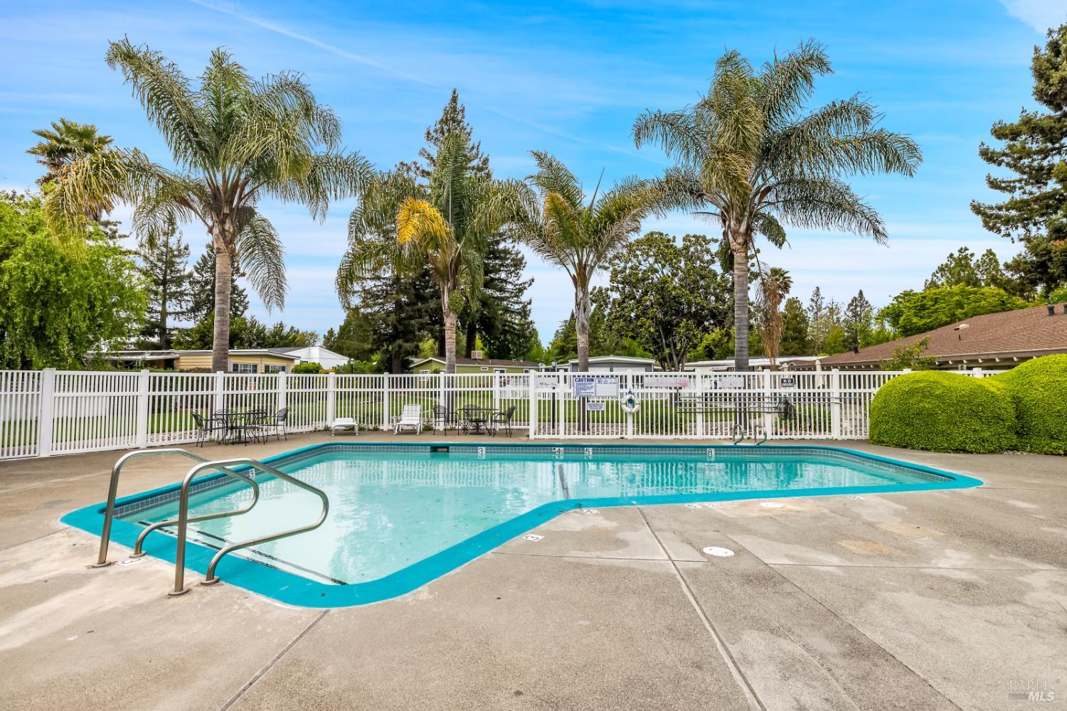 86 Cottonwood Lane Rohnert Park CA 94928