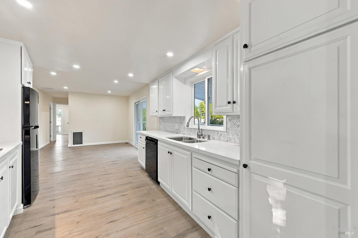 111 Sunrise Lane Novato CA 94949