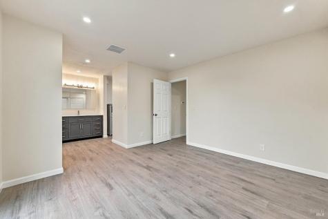 111 Sunrise Lane Novato CA 94949