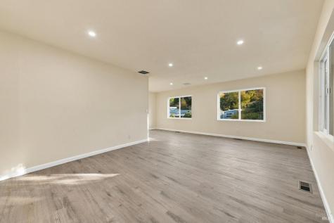 111 Sunrise Lane Novato CA 94949