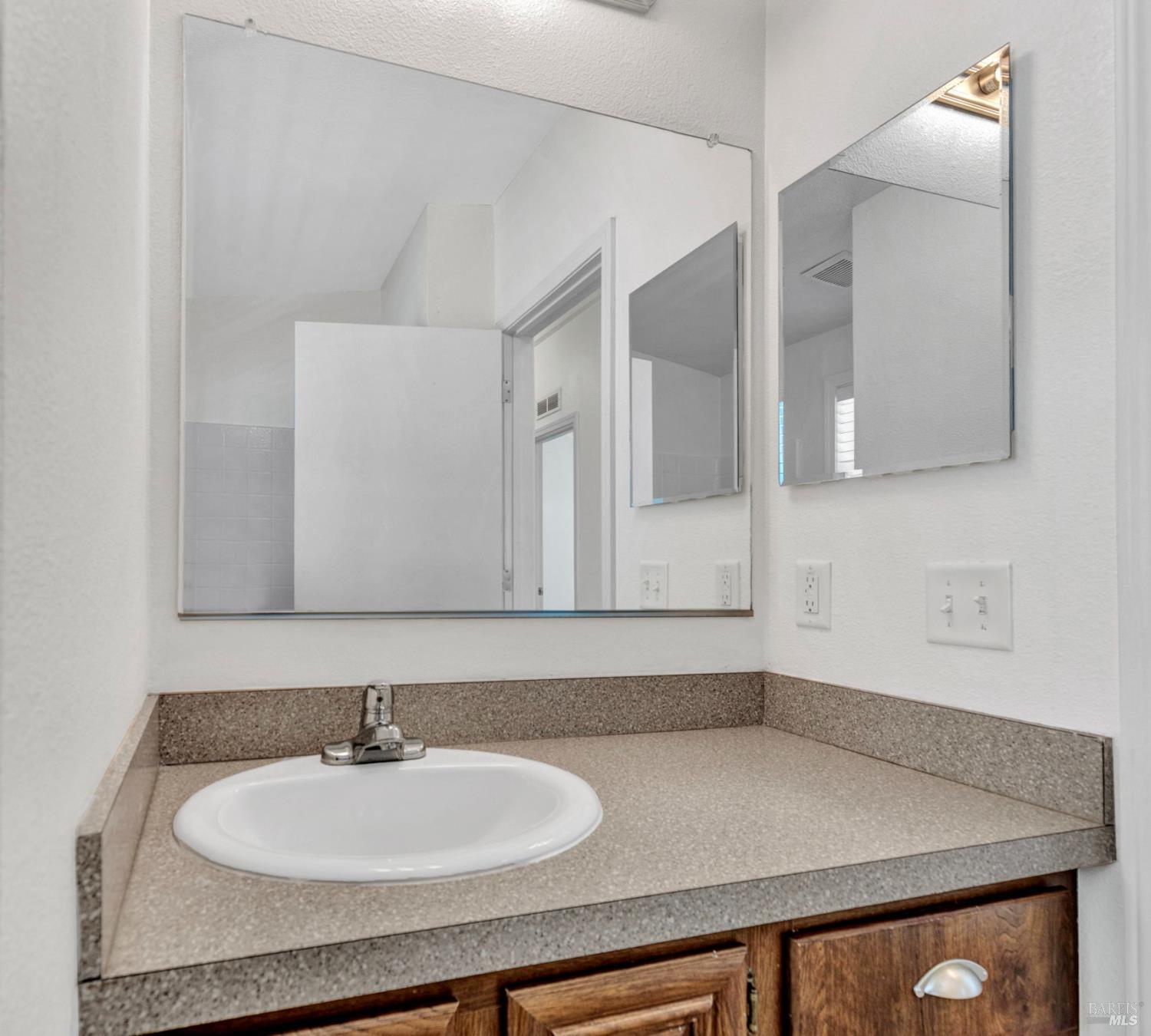 37 Catalpa Drive Vallejo CA 94589