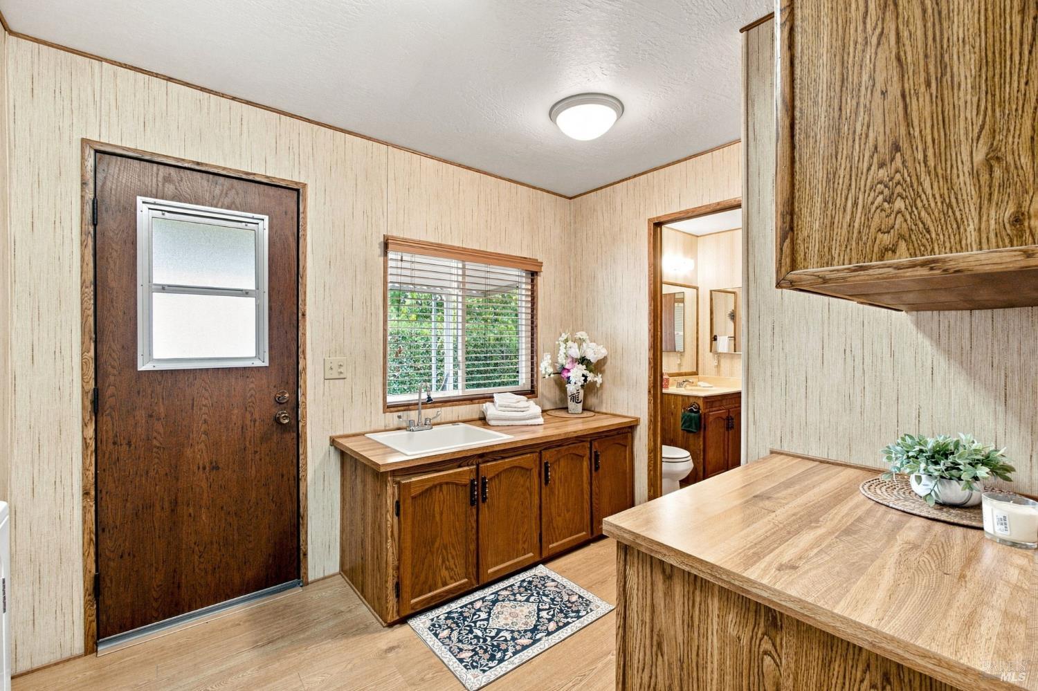 37 Falcon Crest Circle Napa CA 94558