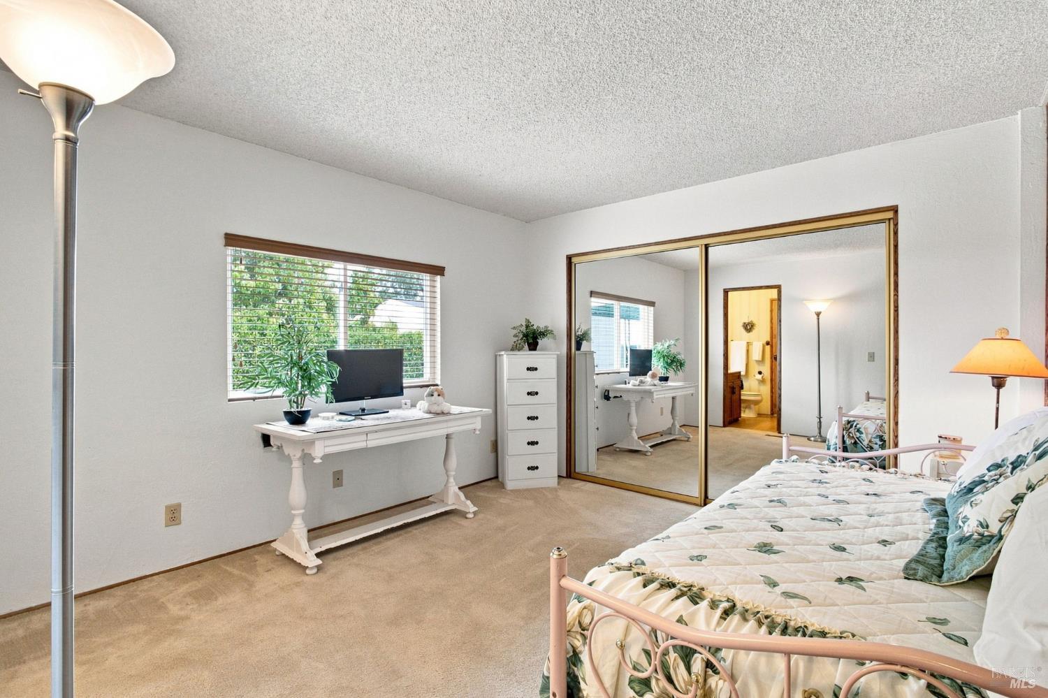 37 Falcon Crest Circle Napa CA 94558