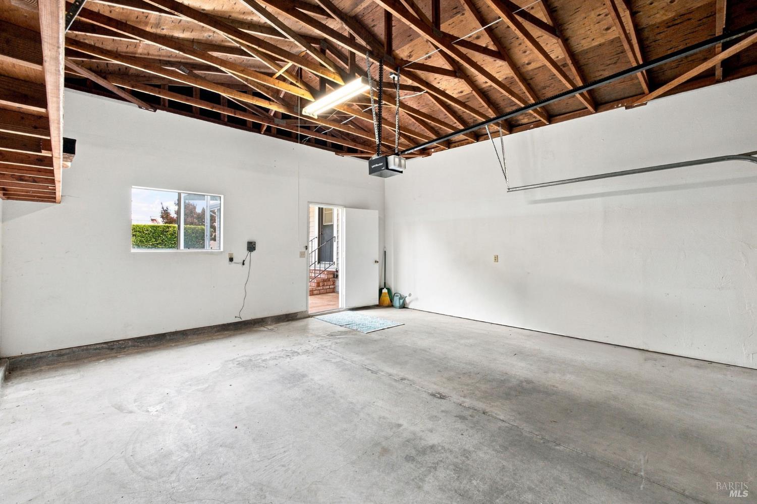 37 Falcon Crest Circle Napa CA 94558