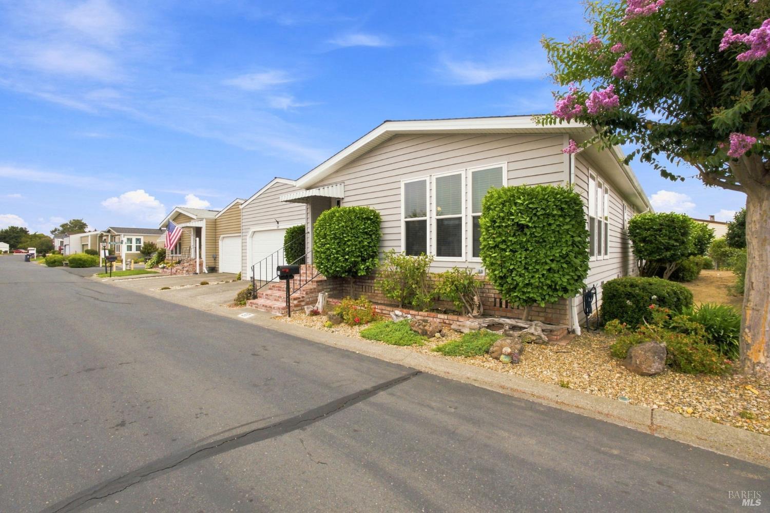 37 Falcon Crest Circle Napa CA 94558