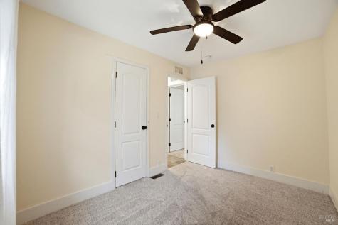 97 Kennedy Lane Healdsburg CA 95448