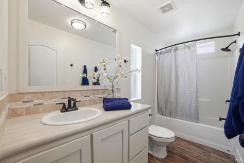 97 Kennedy Lane Healdsburg CA 95448