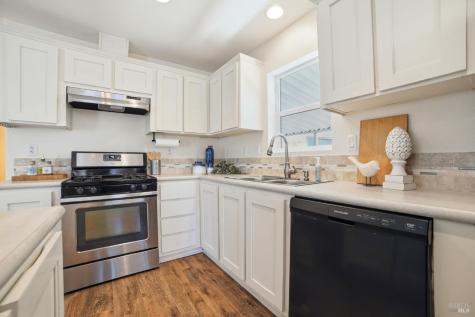 97 Kennedy Lane Healdsburg CA 95448