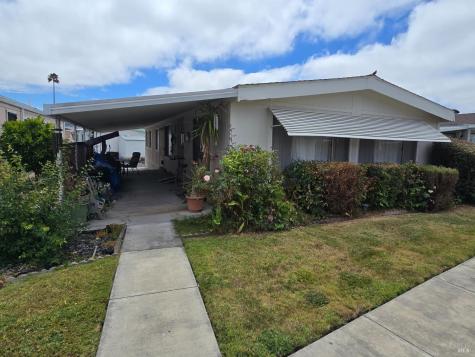 253 Circulo Tierra Rohnert Park CA 94928