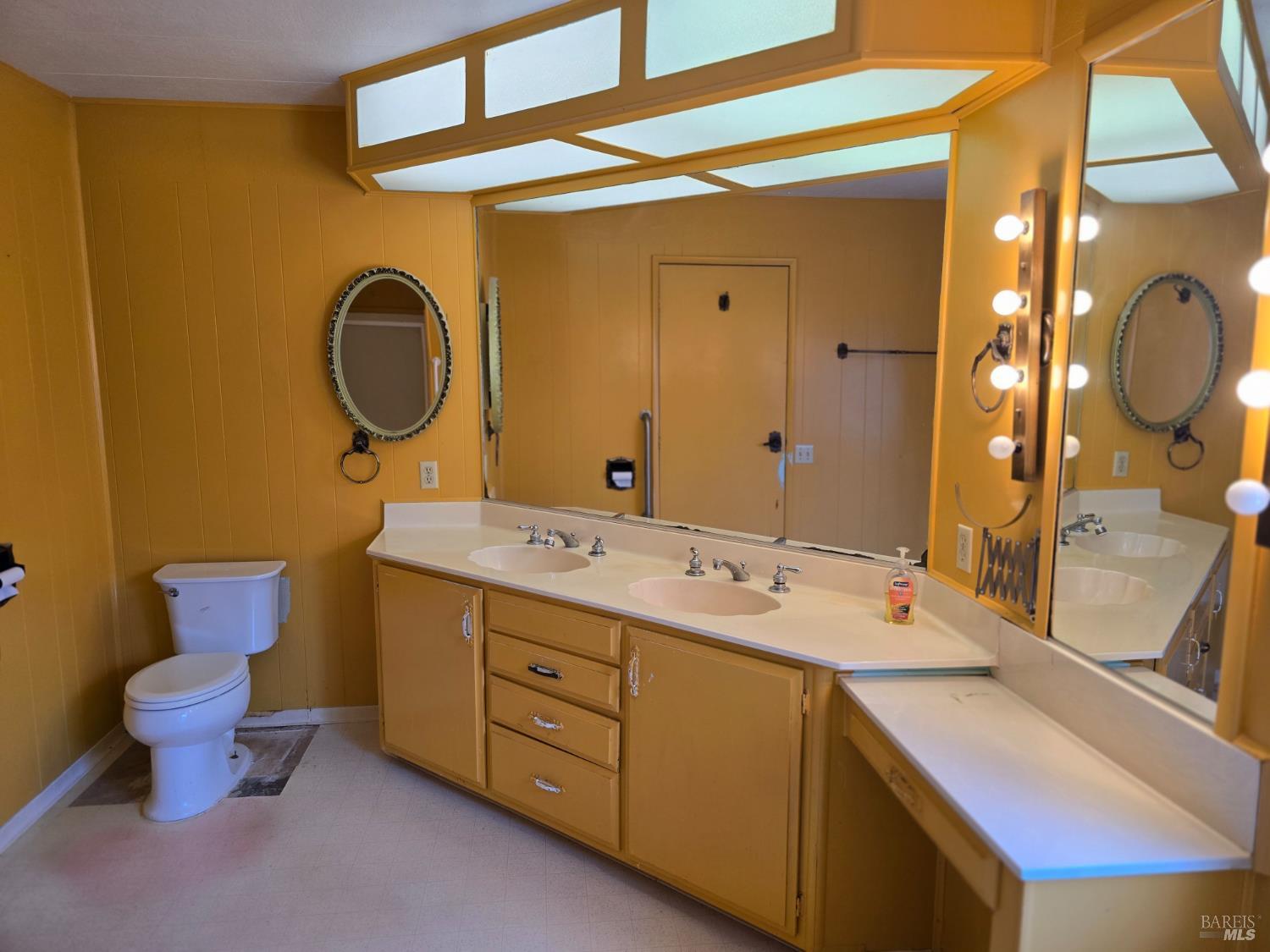 253 Circulo Tierra Rohnert Park CA 94928