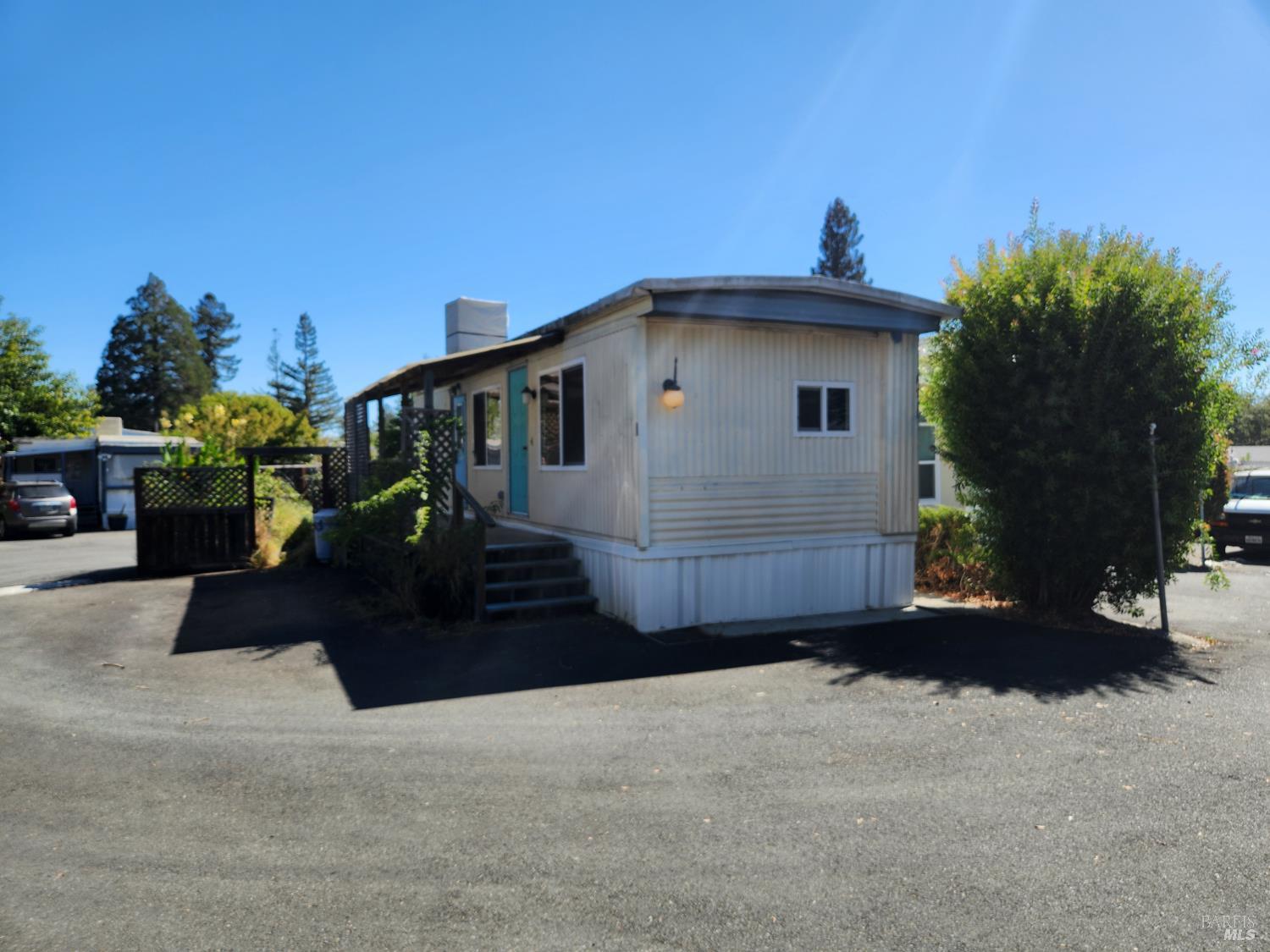 6677 Front Street Forestville CA 95436