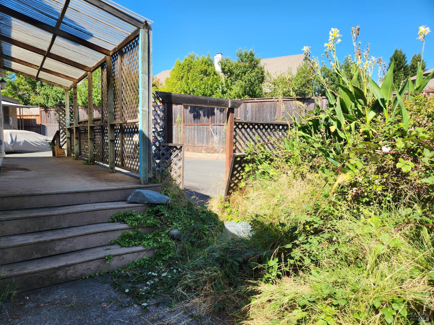 6677 Front Street Forestville CA 95436