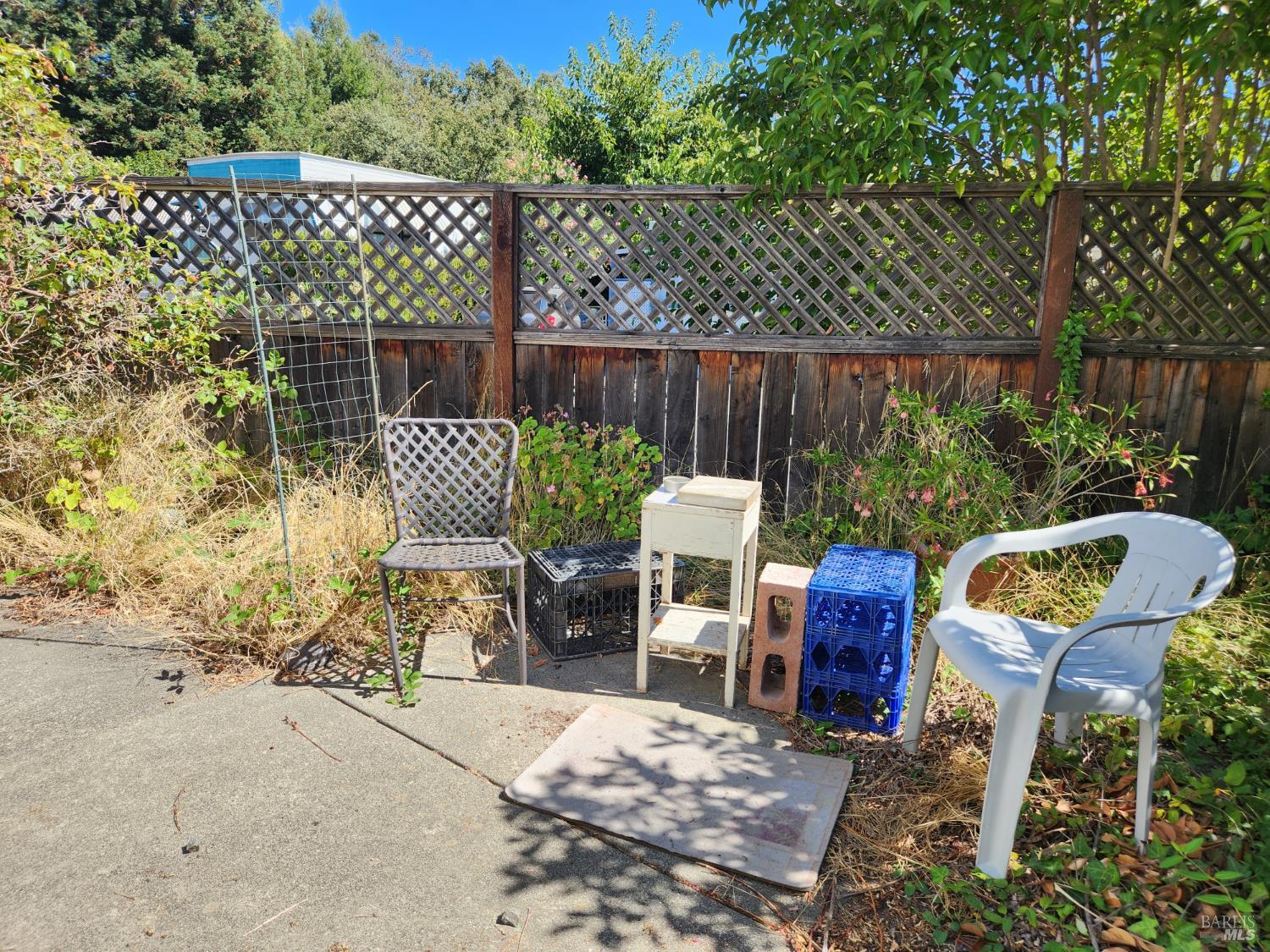 6677 Front Street Forestville CA 95436