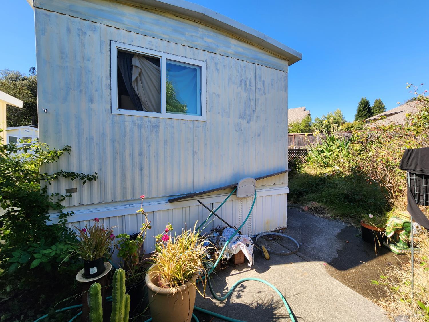 6677 Front Street Forestville CA 95436