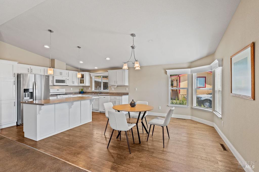 46 Oriole Way Santa Rosa CA 95409