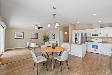 46 Oriole Way Santa Rosa CA 95409