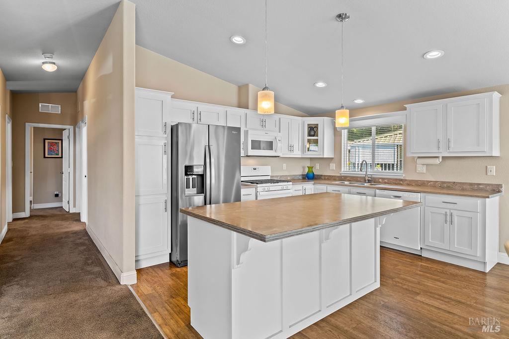 46 Oriole Way Santa Rosa CA 95409