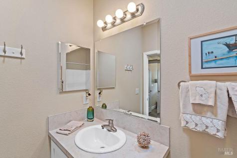 46 Oriole Way Santa Rosa CA 95409