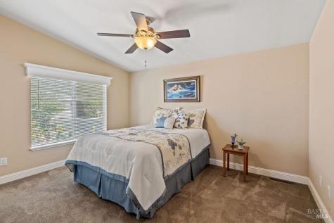 46 Oriole Way Santa Rosa CA 95409