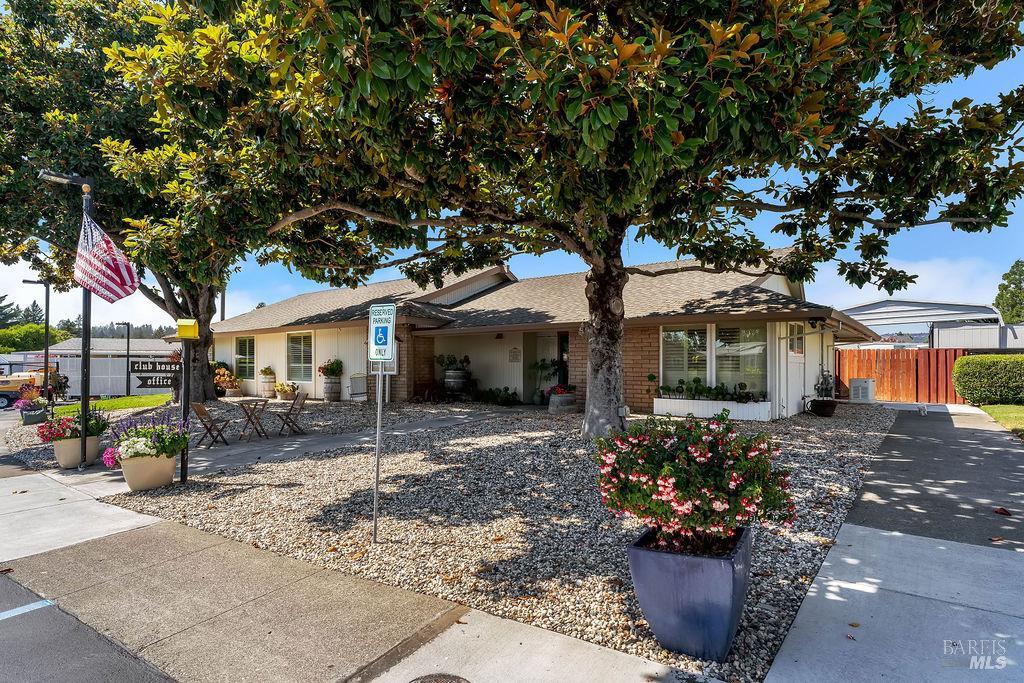 46 Oriole Way Santa Rosa CA 95409