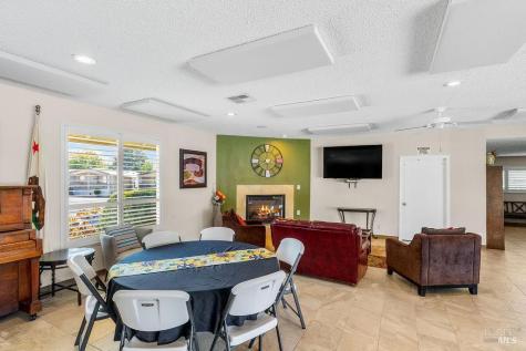 46 Oriole Way Santa Rosa CA 95409