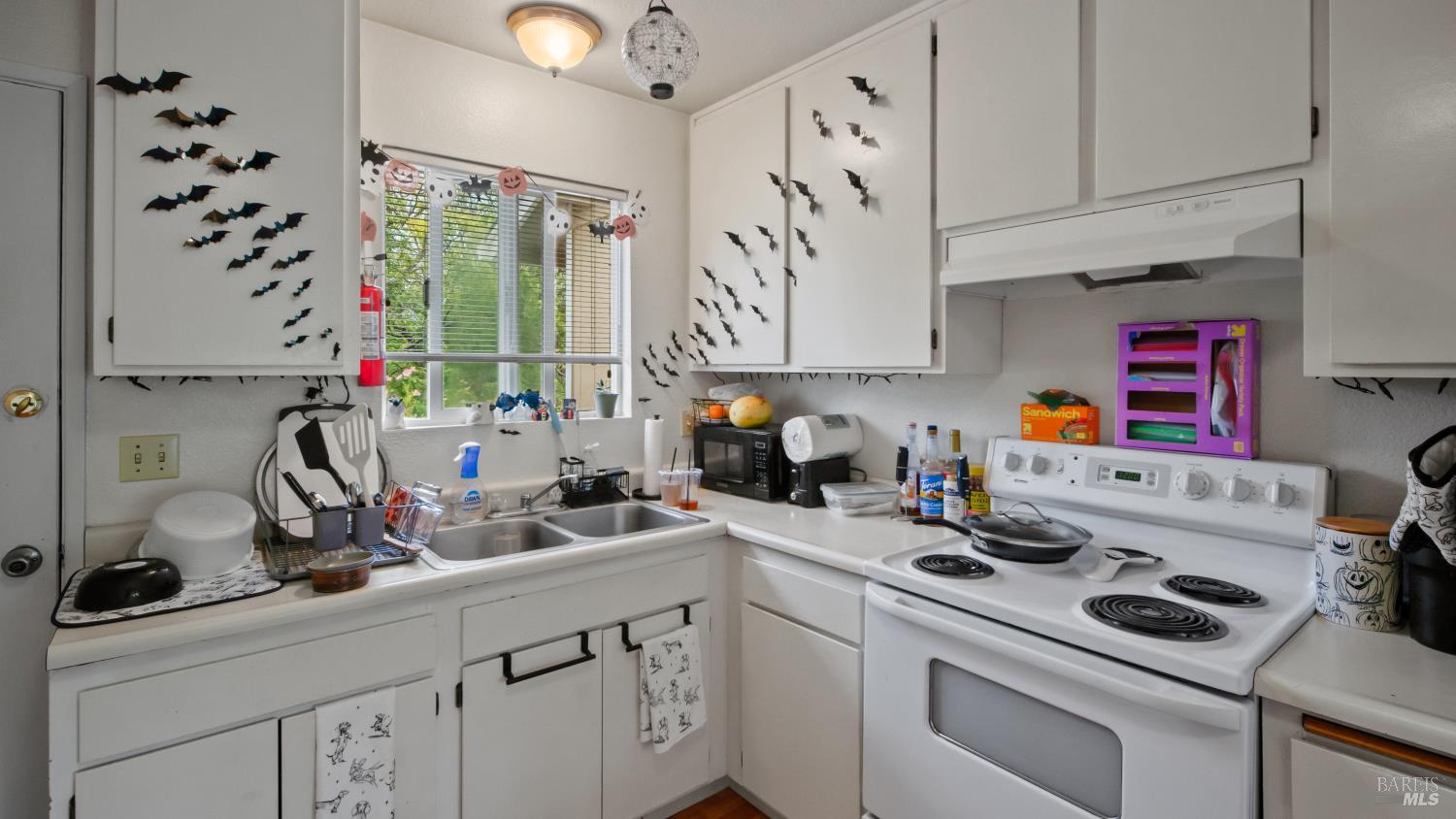 8270 Lancaster Drive Cotati CA 94931