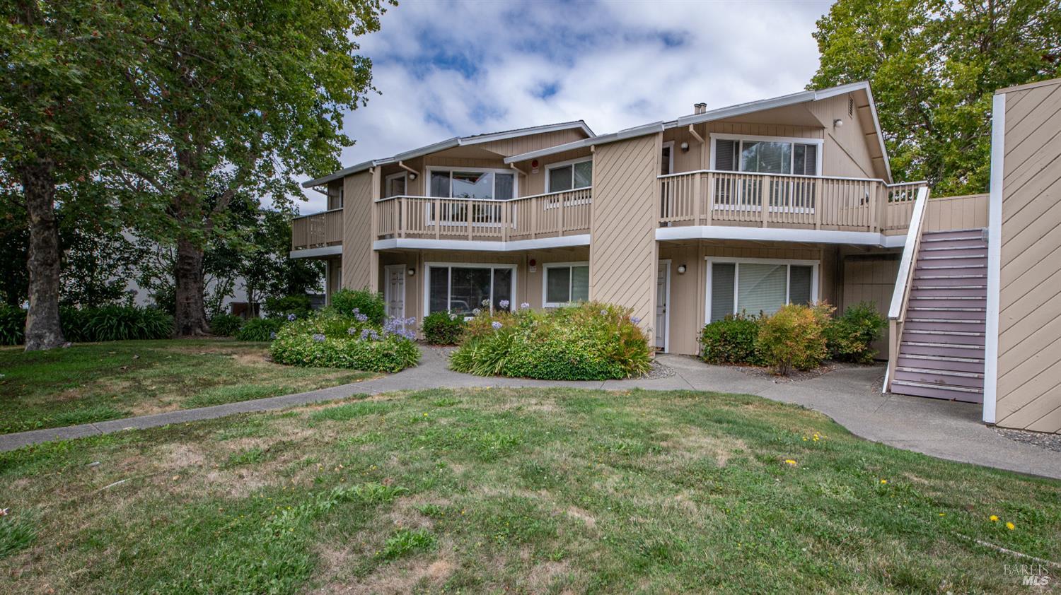 8270 Lancaster Drive Cotati CA 94931