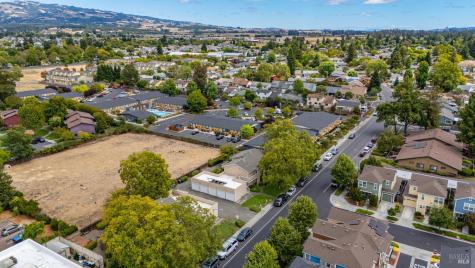 8270 Lancaster Drive Cotati CA 94931