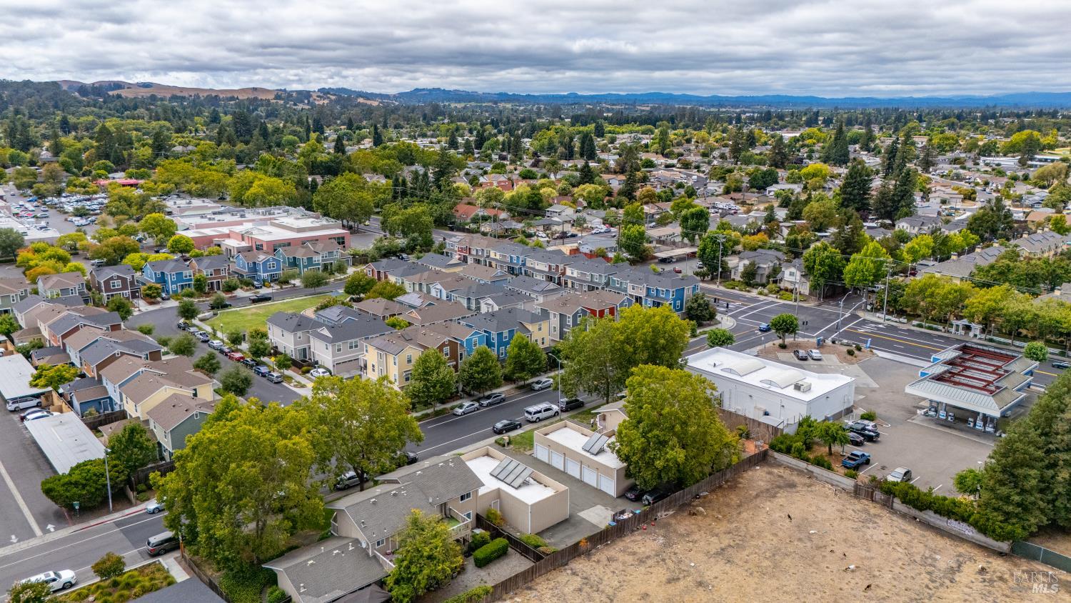 8270 Lancaster Drive Cotati CA 94931
